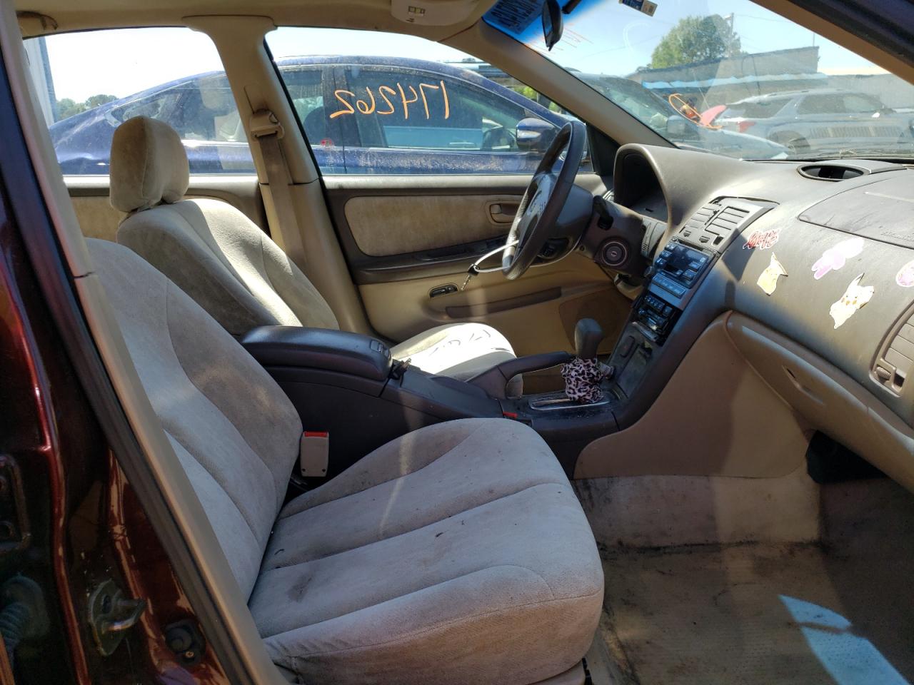 Photo 5 from auction – 2000 NISSAN MAXIMA GLE with VIN JN1CA31D7YT707333