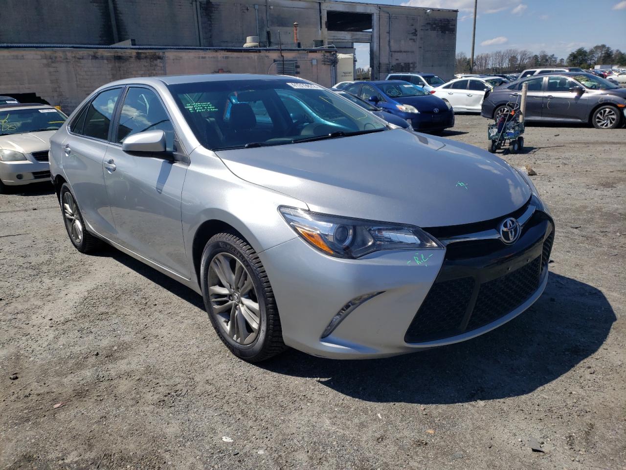 TOYOTA CAMRY LE 2017 with VIN 4T1BF1FK2HU390251 - Photo from auction