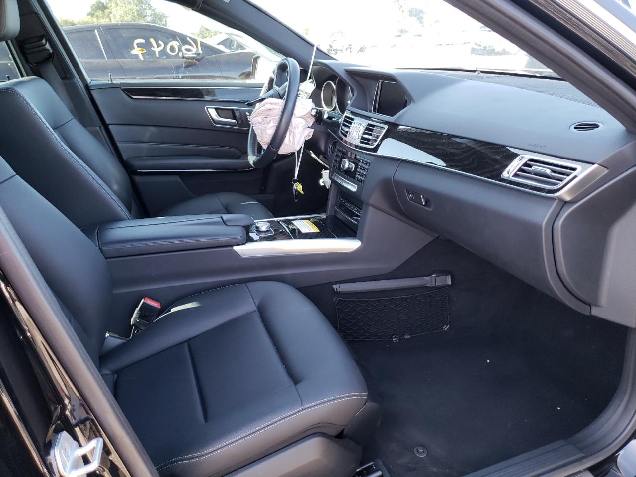 Photo 5 from auction – 2015 MERCEDES-BENZ E 350 with VIN WDDHF5KB1FB105503