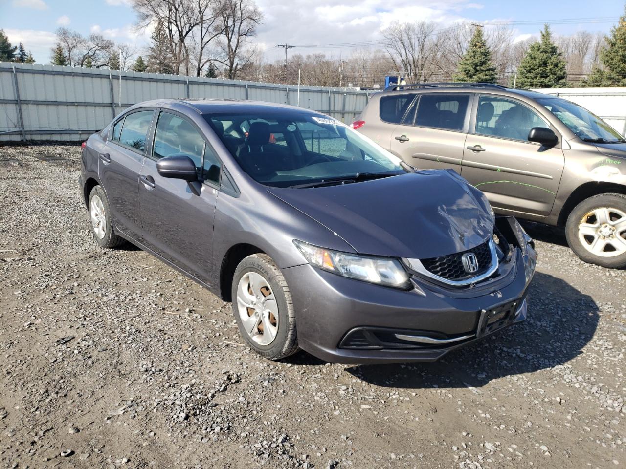 Photo 1 from auction – 2015 HONDA CIVIC LX with VIN 19XFB2F54FE221555