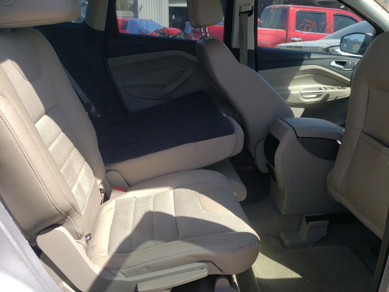 Photo 6 from auction – 2016 FORD ESCAPE SE with VIN 1FMCU0GX5GUB23070
