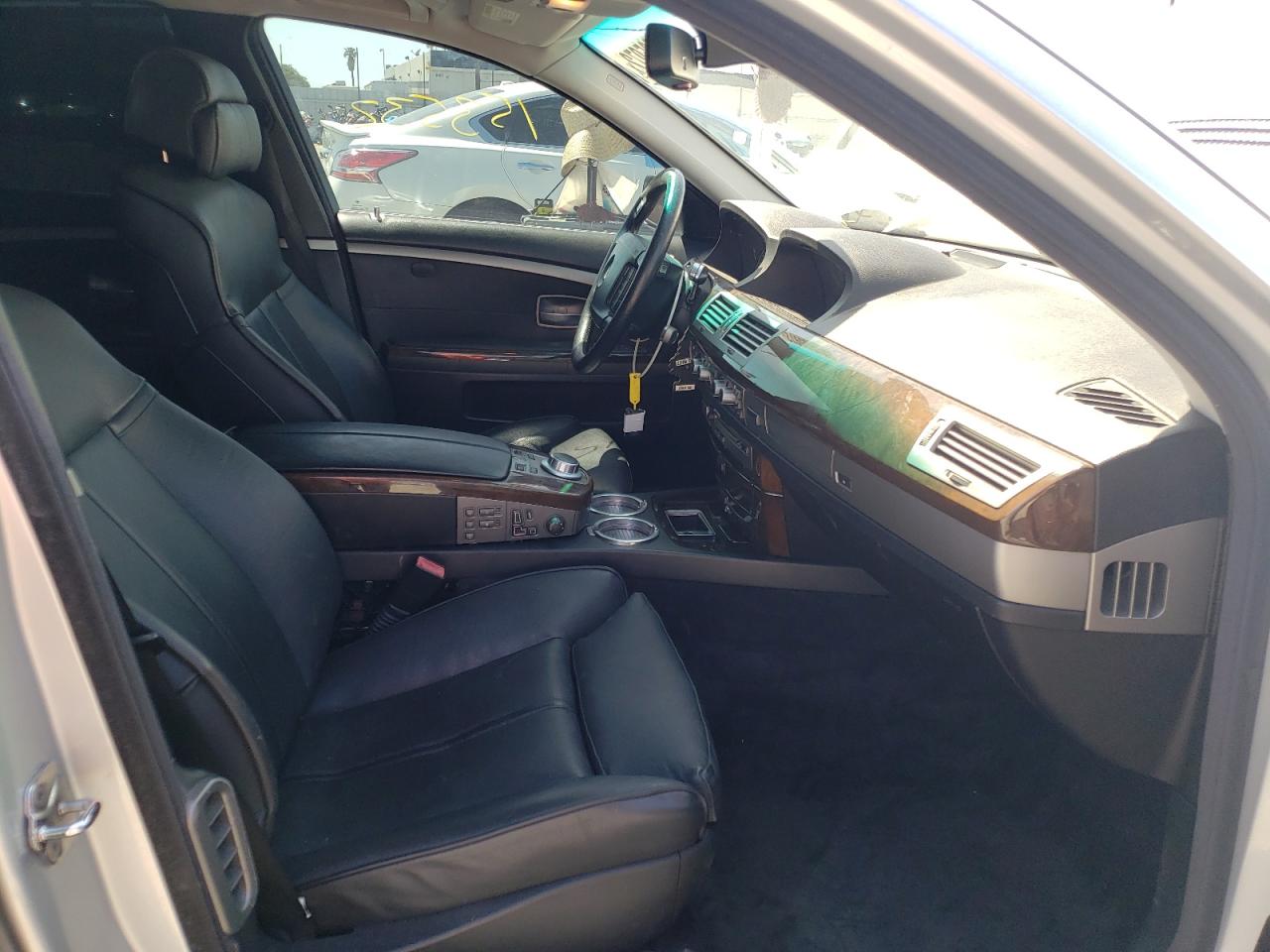 Photo 5 from auction – 2008 BMW 750I with VIN WBAHL83538DT12265