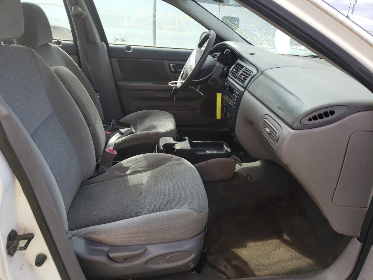 Photo 5 from auction – 2001 FORD TAURUS SES with VIN 1FAFP55U01A290997