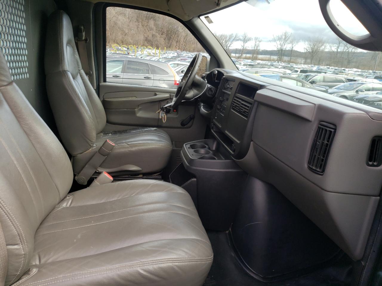 Photo 5 from auction – 2005 CHEVROLET EXPRESS G3 with VIN 1GCHG35U851201691