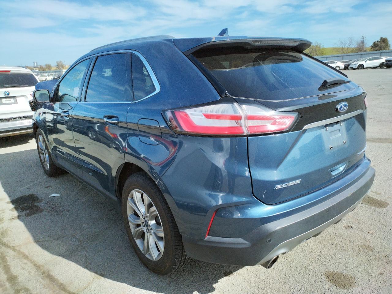 Photo 3 from auction – 2019 FORD EDGE TITAN with VIN 2FMPK4K97KBC02746