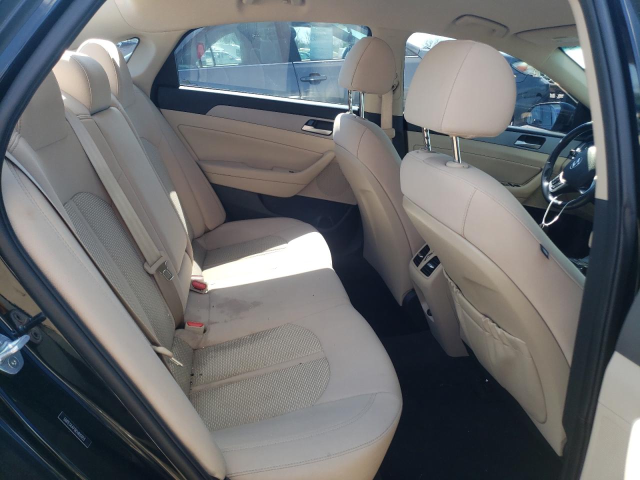 Photo 6 from auction – 2019 HYUNDAI SONATA LIM with VIN 5NPE34AF0KH815053