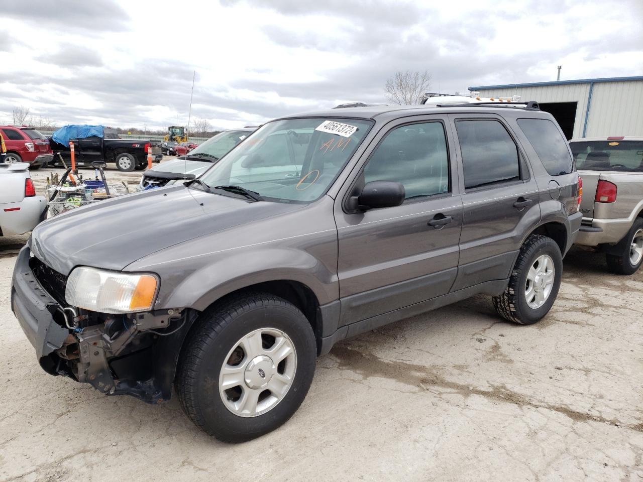 Photo 2 from auction – 2003 FORD ESCAPE XLT with VIN 1FMYU93153KD49109