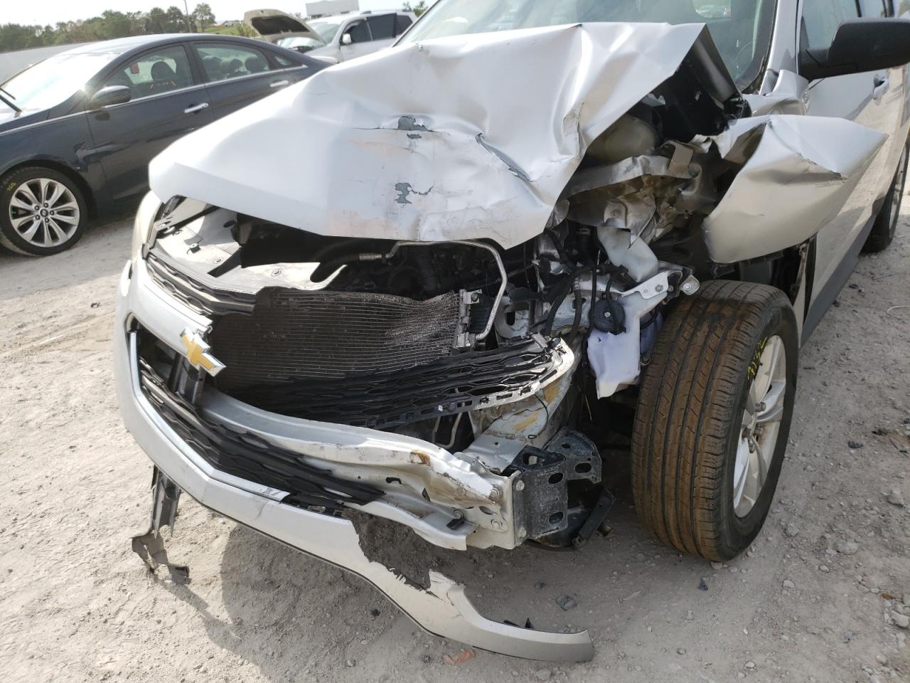 Photo 9 from auction – 2017 CHEVROLET EQUINOX LS with VIN 2GNALBEK8H1551463