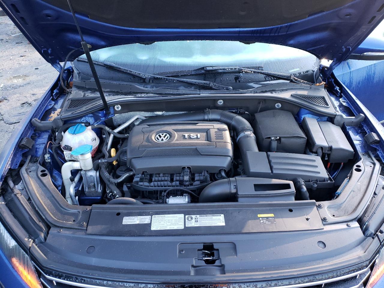 Photo 7 from auction – 2017 VOLKSWAGEN PASSAT S with VIN 1VWAT7A37HC027393