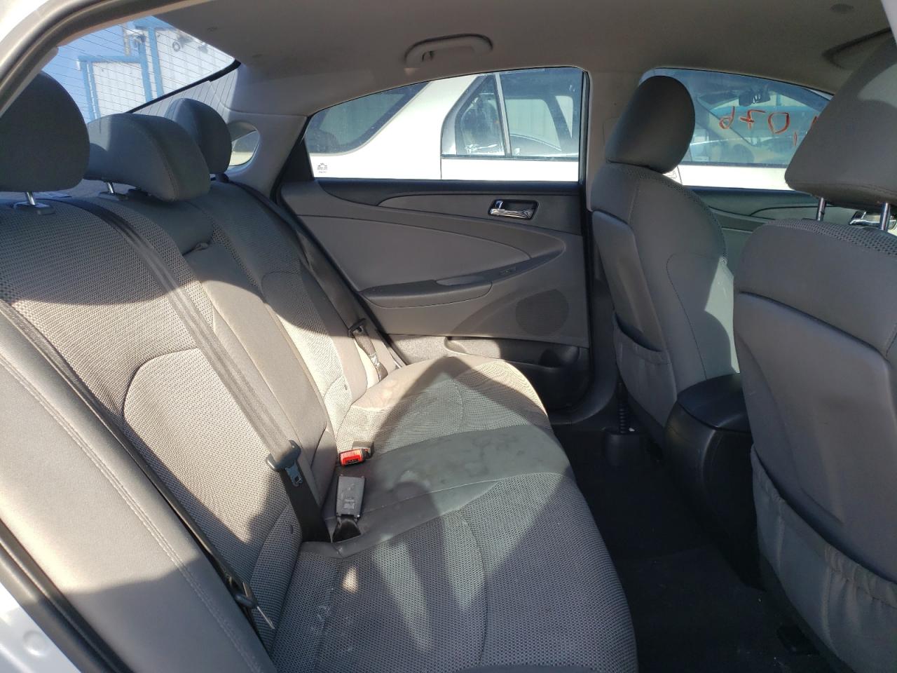 Photo 6 from auction – 2014 HYUNDAI SONATA GLS with VIN 5NPEB4AC7EH846636