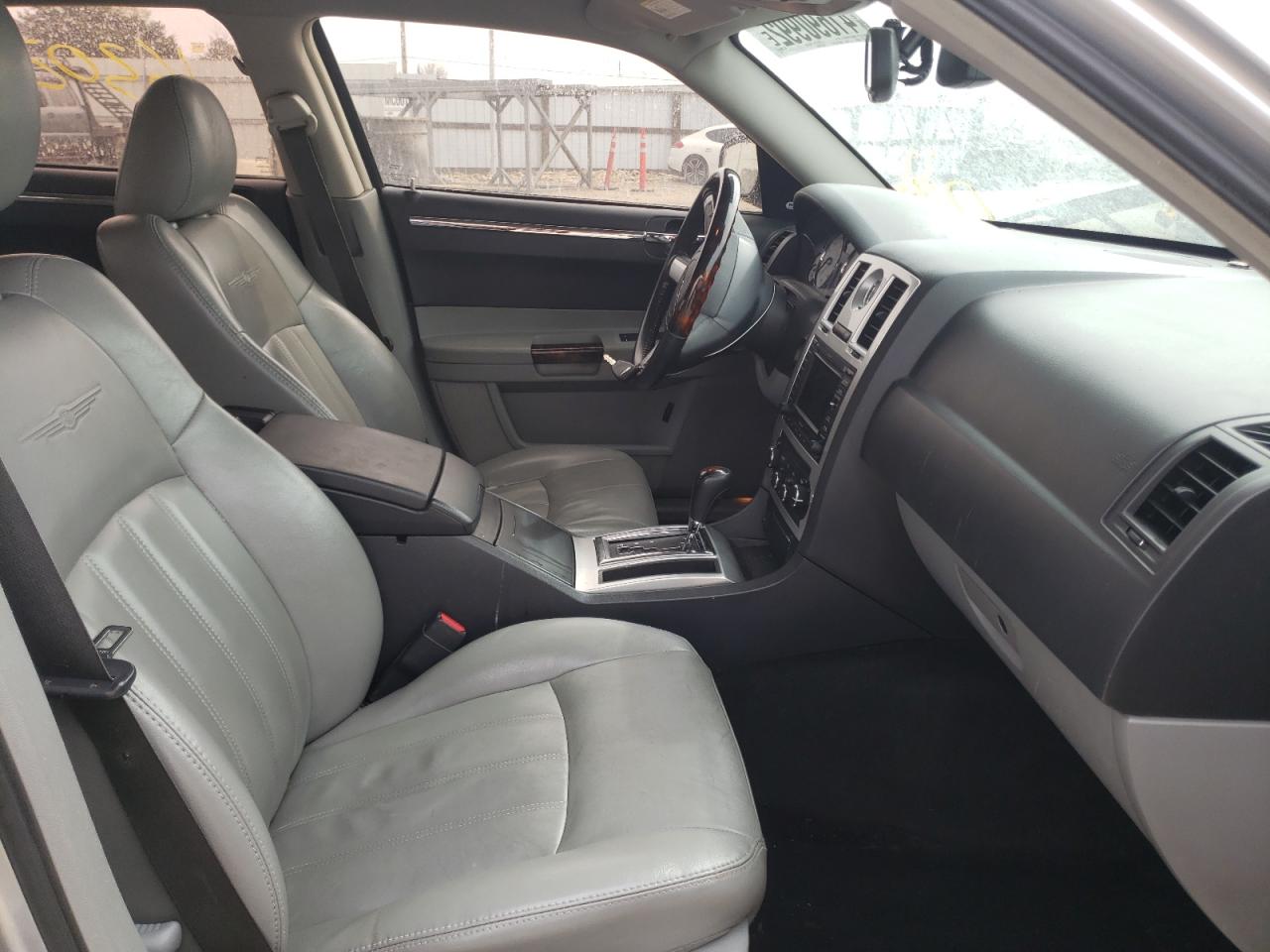 Photo 5 from auction – 2007 CHRYSLER 300C with VIN 2C3LA63H97H868944