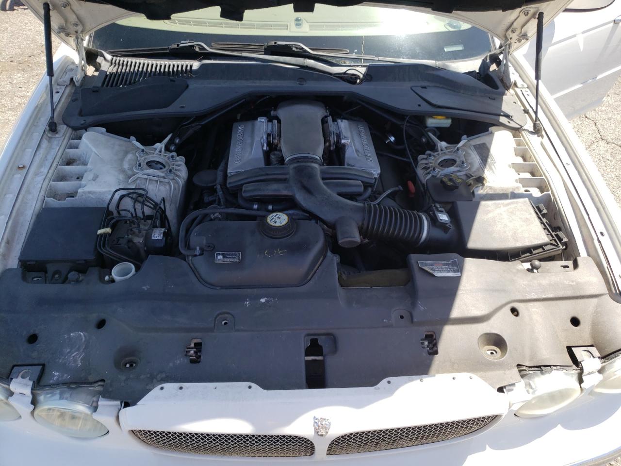 Photo 7 from auction – 2005 JAGUAR XJR with VIN SAJWA73B25TG37382