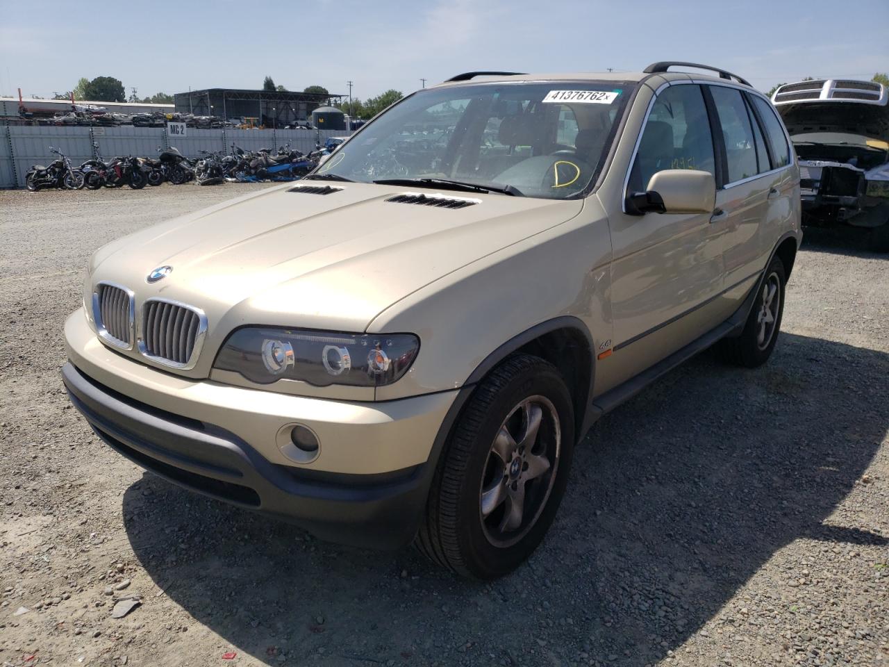 Photo 2 from auction – 2000 BMW X5 4.4I with VIN WBAFB334XYLH03040