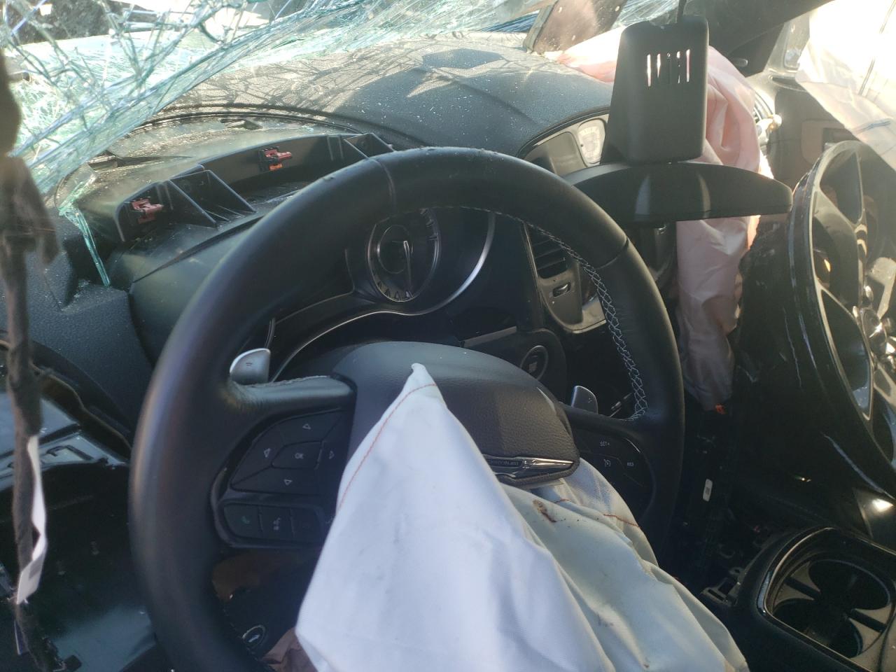 Photo 8 from auction – 2021 CHRYSLER 300 S with VIN 2C3CCABG2MH549788