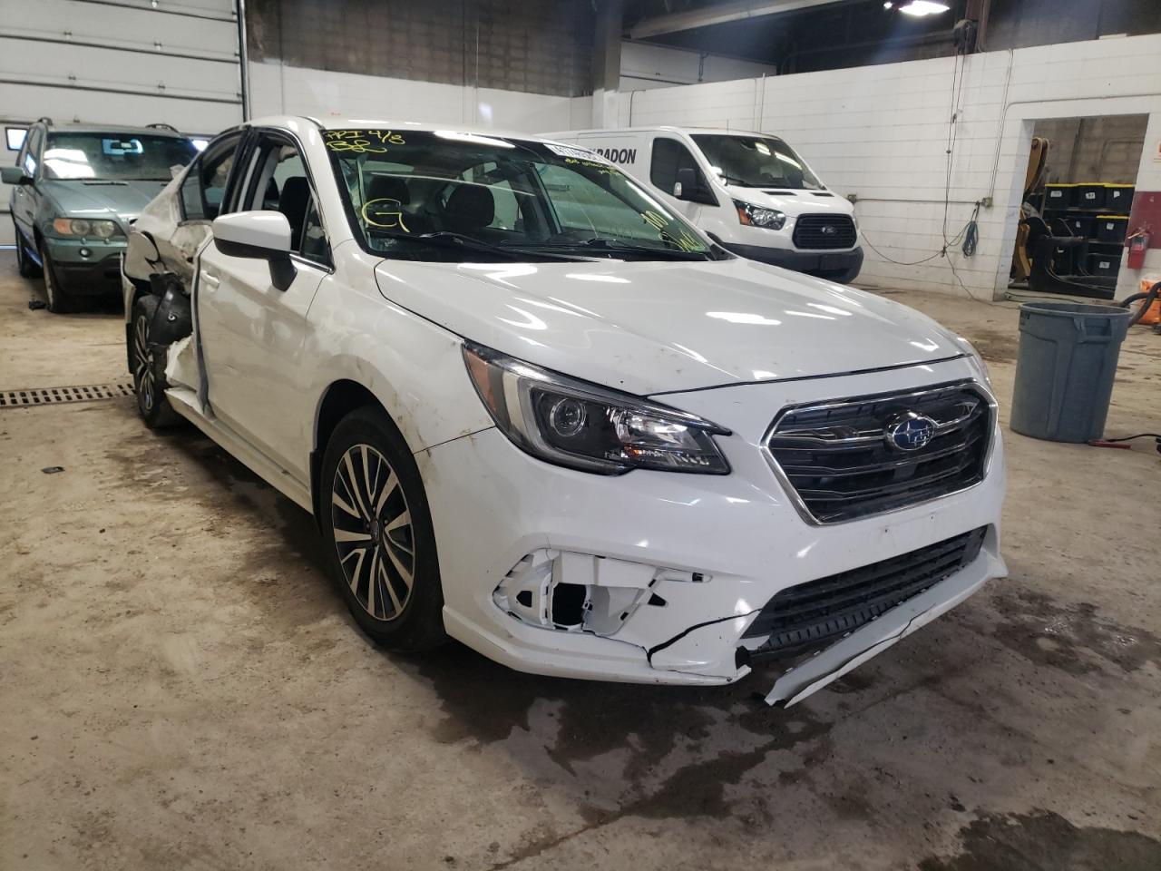 SUBARU LEGACY 2018 с VIN 4S3BNAC67J3008239 - Фото с аукциона