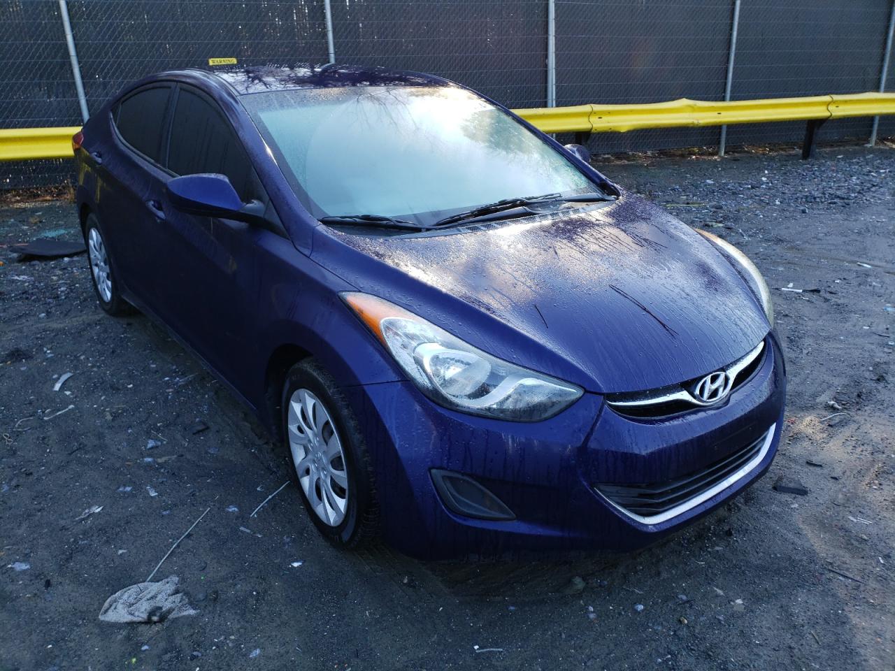 HYUNDAI ELANTRA GL 2012 with VIN 5NPDH4AE2CH104427 - Photo from auction