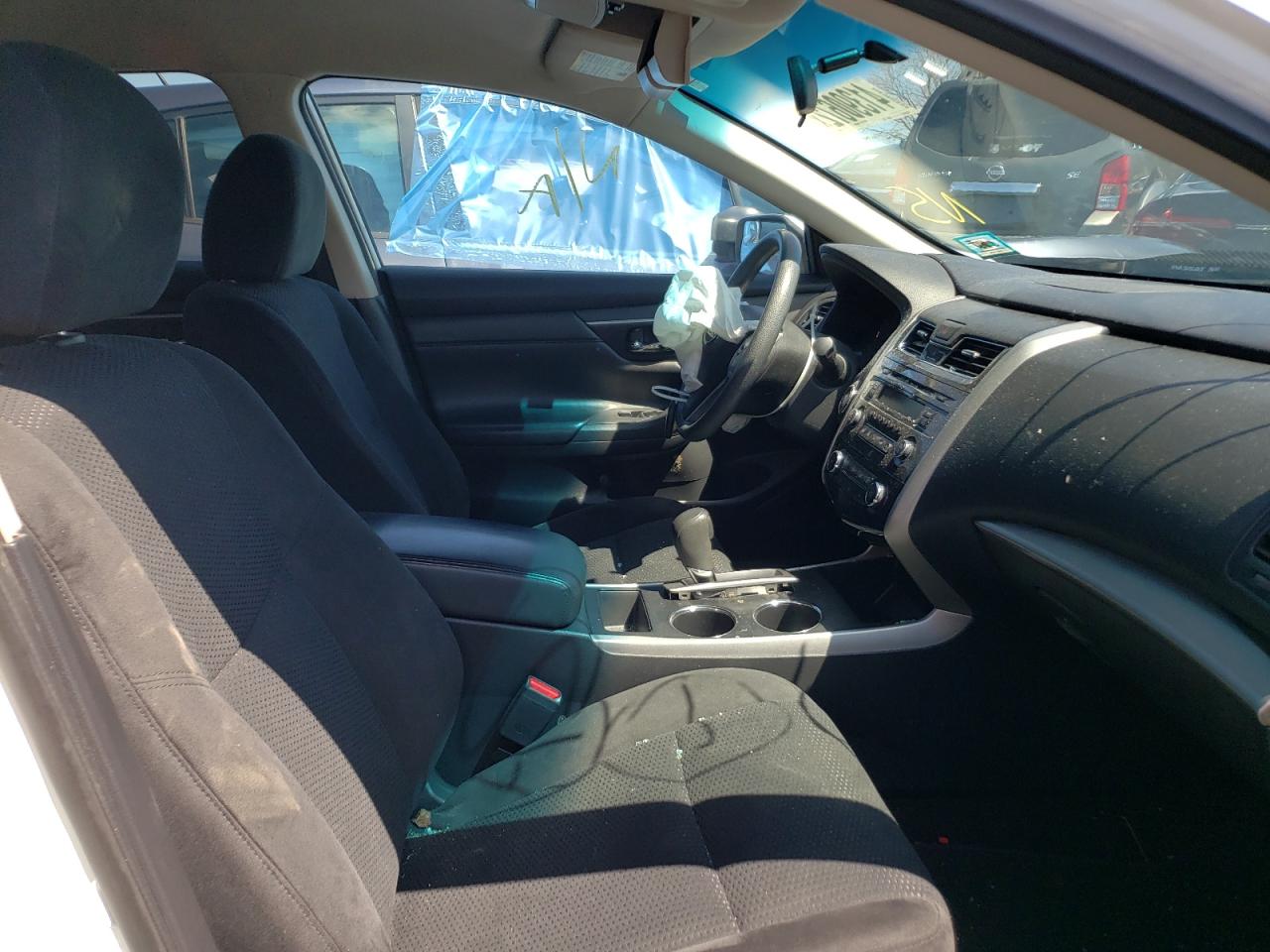 Photo 5 from auction – 2015 NISSAN ALTIMA 2.5 with VIN 1N4AL3AP3FC251634