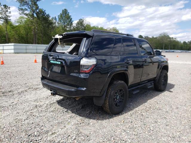 Photo 4 from auction – 2018 TOYOTA 4RUNNER SR with VIN JTEBU5JR2J5559640