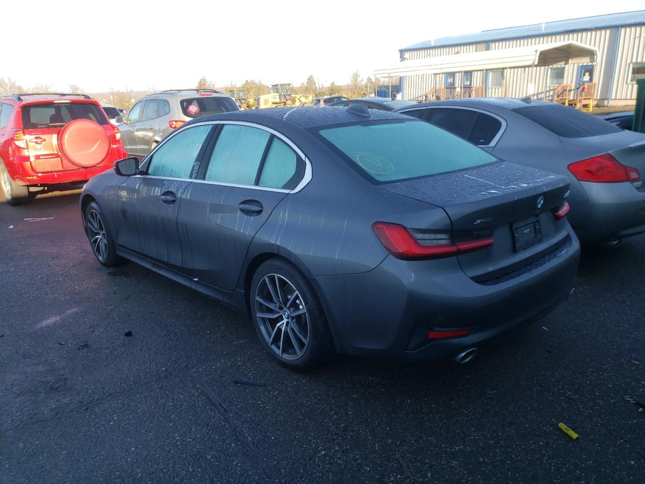 Photo 3 from auction – 2021 BMW 330XI with VIN 3MW5R7J08M8B68836