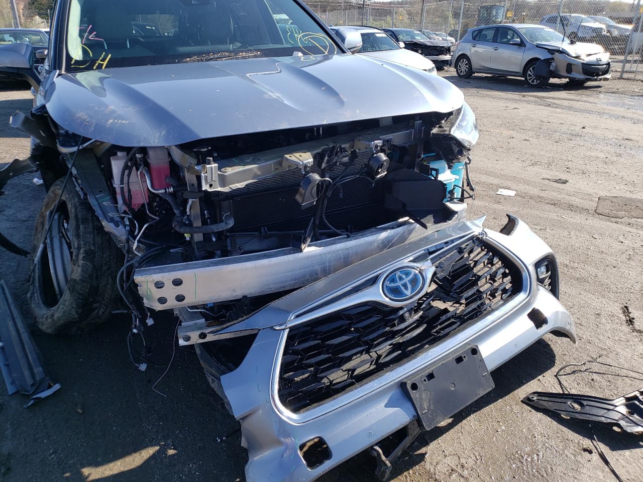 Photo 9 from auction – 2020 TOYOTA HIGHLANDER with VIN 5TDXBRCH6LS008099