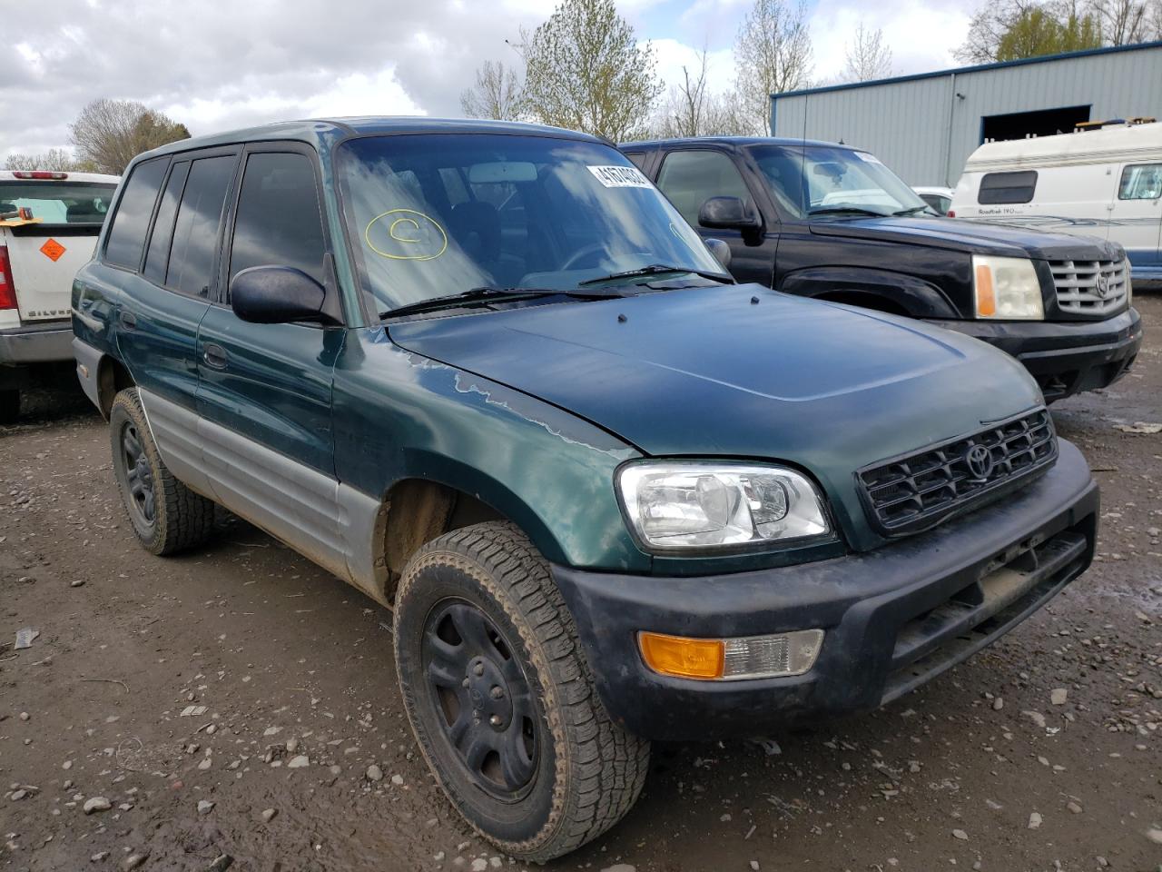 TOYOTA RAV4 2000 with VIN JT3HP10V9Y7164760 - Photo from auction