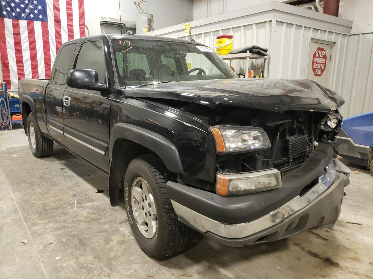 CHEVROLET SILVERADO 2004 with VIN 1GCEK19TX4E381254 - Photo from auction