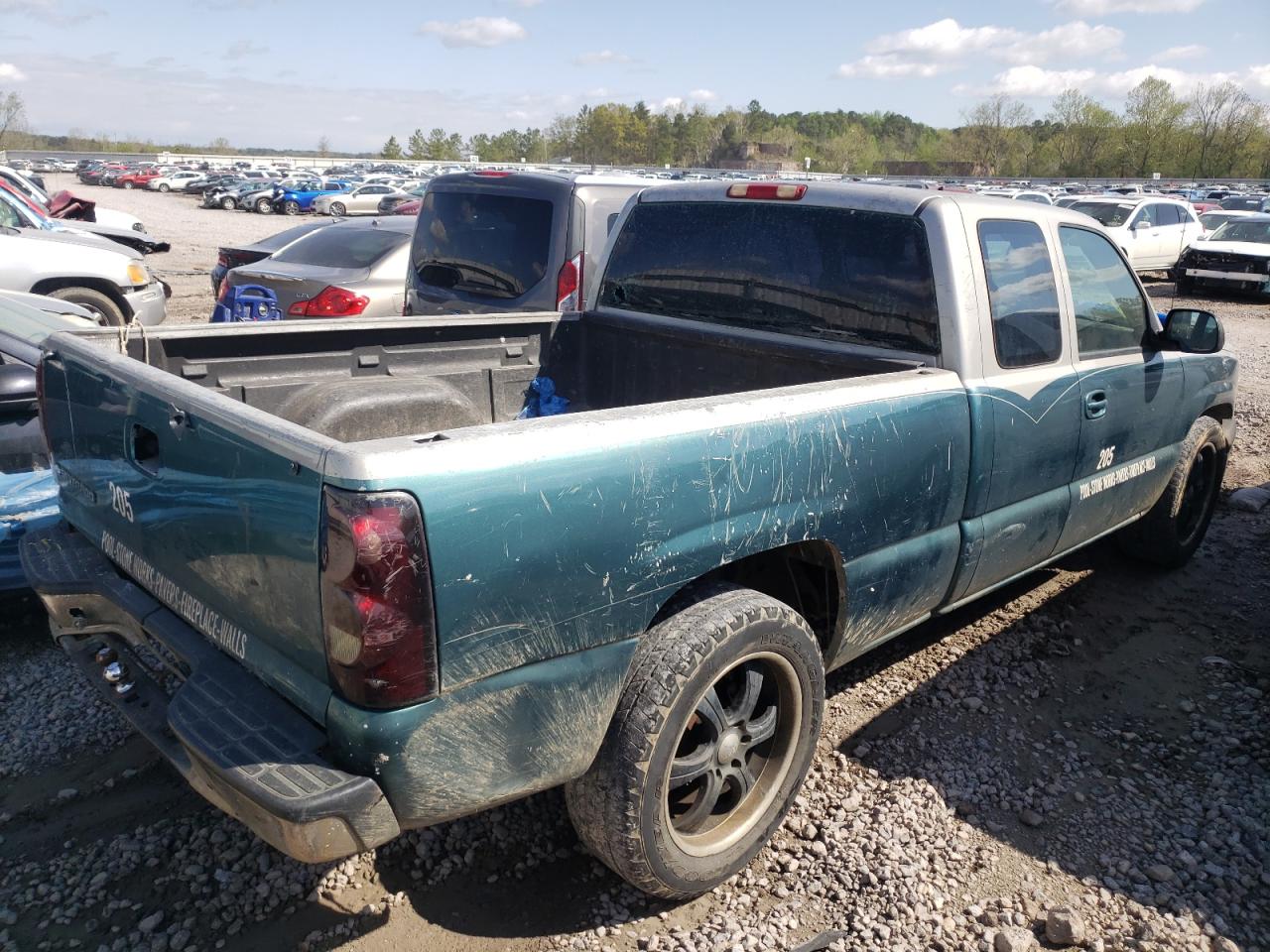 Photo 4 from auction – 2004 CHEVROLET SILVERADO with VIN 2GCEC19V141138030