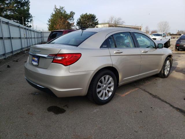 Photo 4 from auction – 2013 CHRYSLER 200 TOURIN with VIN 1C3CCBBG1DN554283