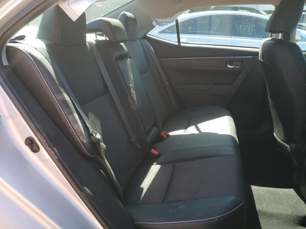 Photo 6 from auction – 2015 TOYOTA COROLLA L with VIN 2T1BURHE3FC421159