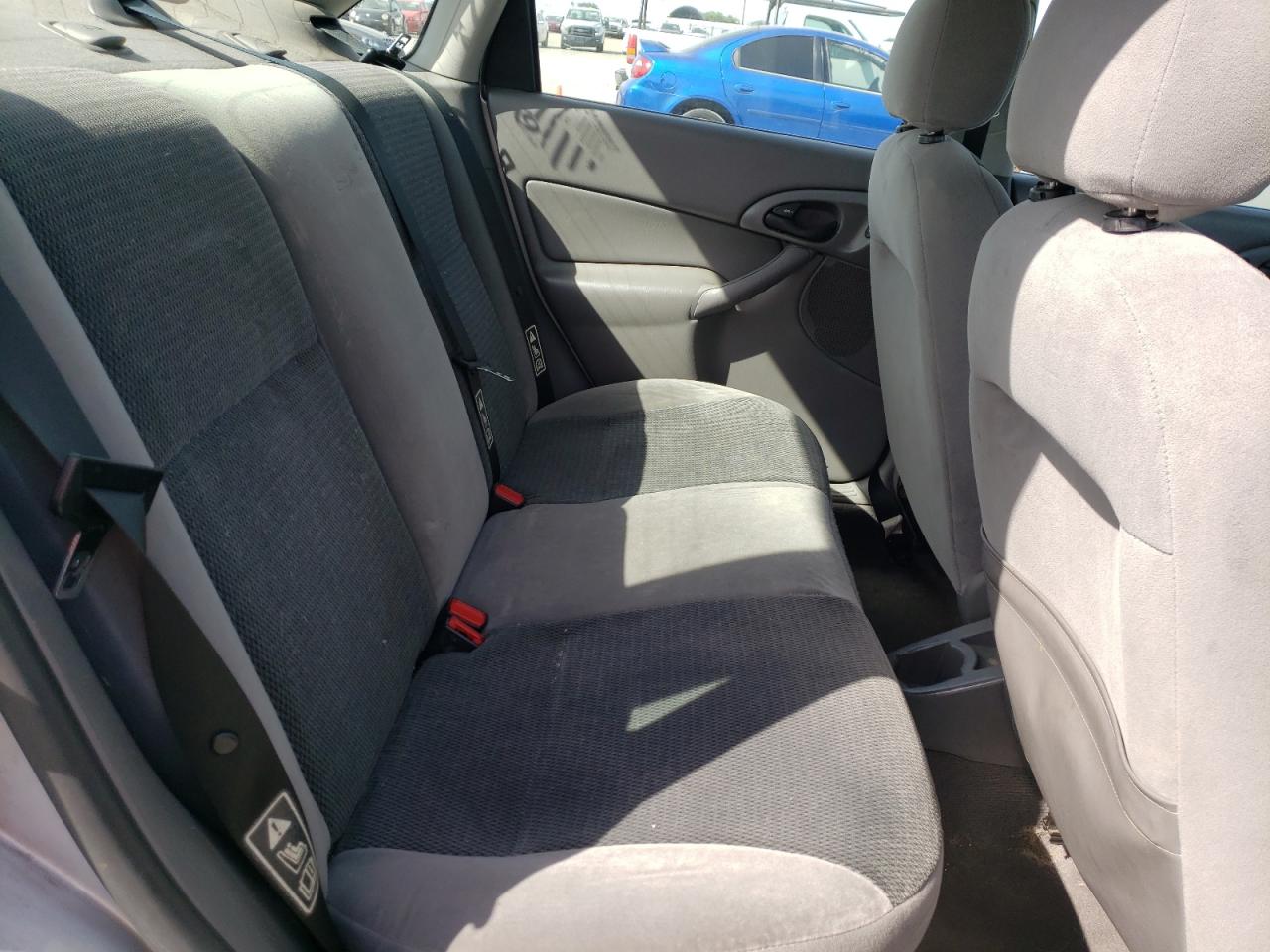 Photo 6 from auction – 2003 FORD FOCUS SE C with VIN 1FAFP34Z63W217009