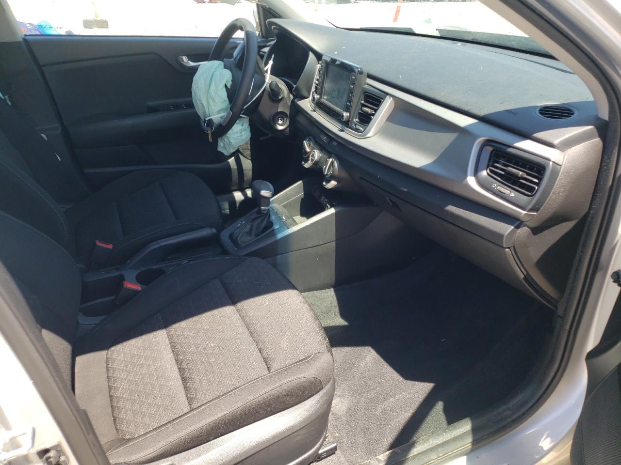 Photo 5 from auction – 2020 KIA RIO LX with VIN 3KPA24AD9LE339357