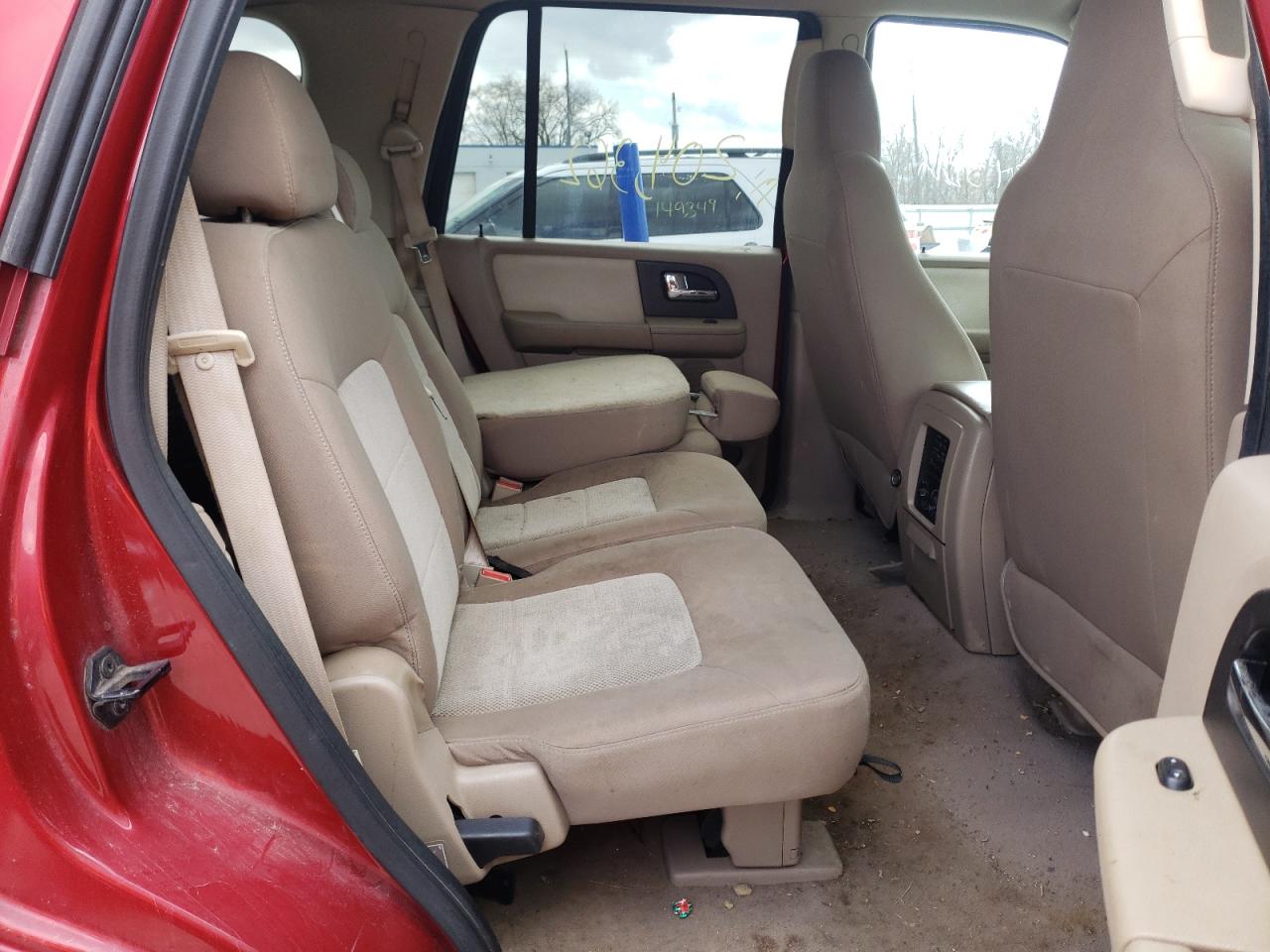 Photo 6 from auction – 2006 FORD EXPEDITION with VIN 1FMPU16526LA60215