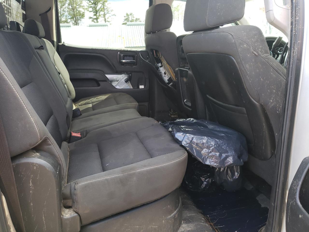 Photo 6 from auction – 2015 CHEVROLET SILVERADO with VIN 3GCUKREC3FG535265