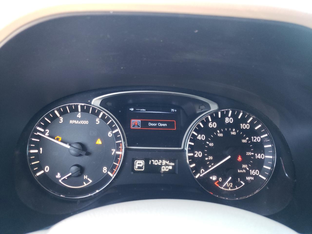 Photo 8 from auction – 2013 NISSAN PATHFINDER with VIN 5N1AR2MN9DC657374