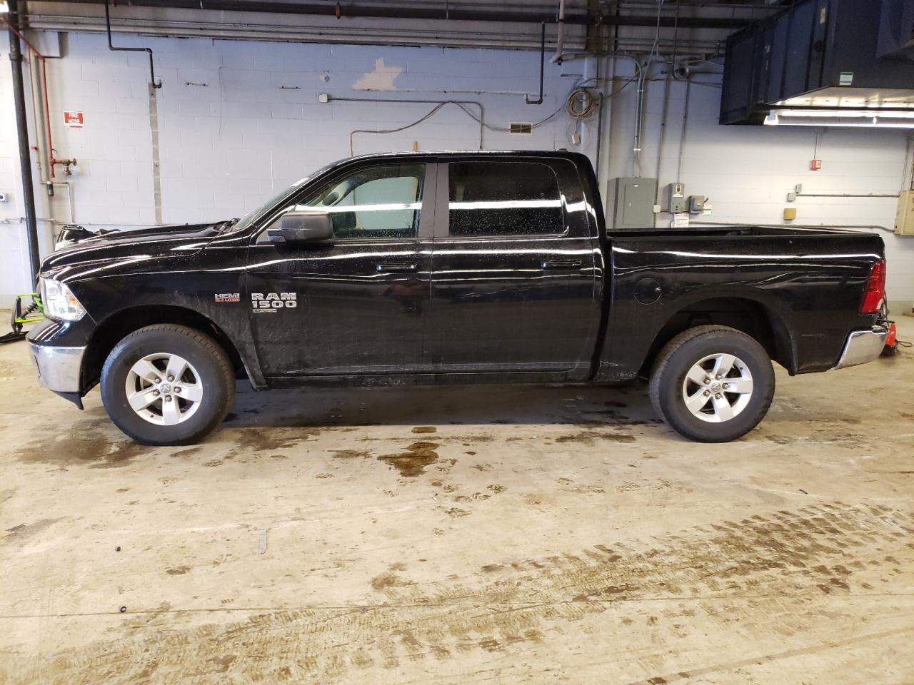 Photo 9 from auction – 2019 RAM 1500 CLASS with VIN 1C6RR7LT3KS606001