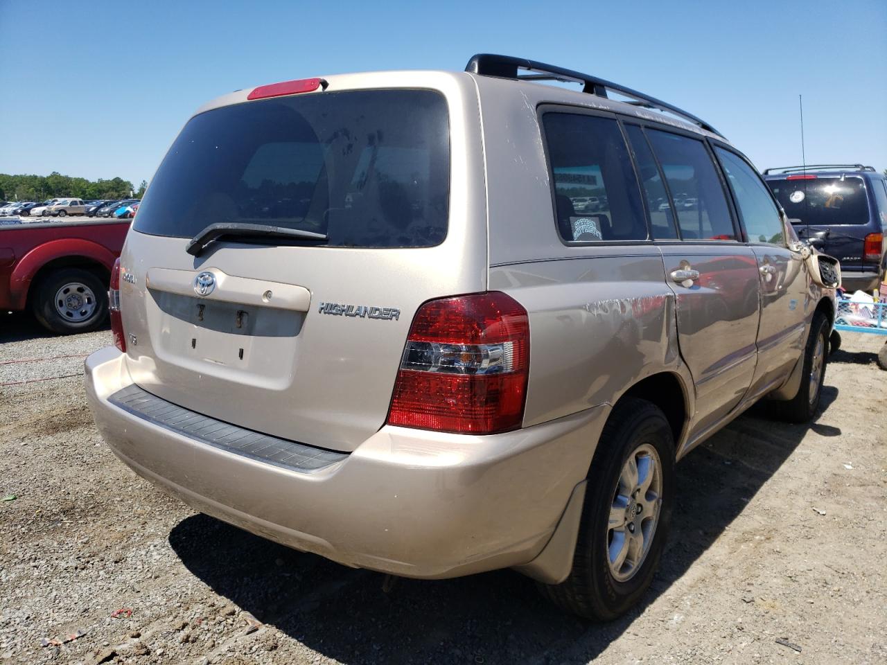Photo 4 from auction – 2005 TOYOTA HIGHLANDER with VIN JTEGP21A050081775