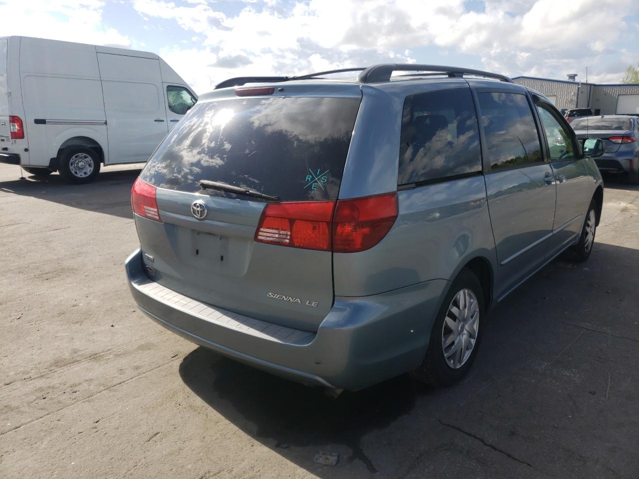 Photo 4 from auction – 2005 TOYOTA SIENNA CE with VIN 5TDZA23C95S254445