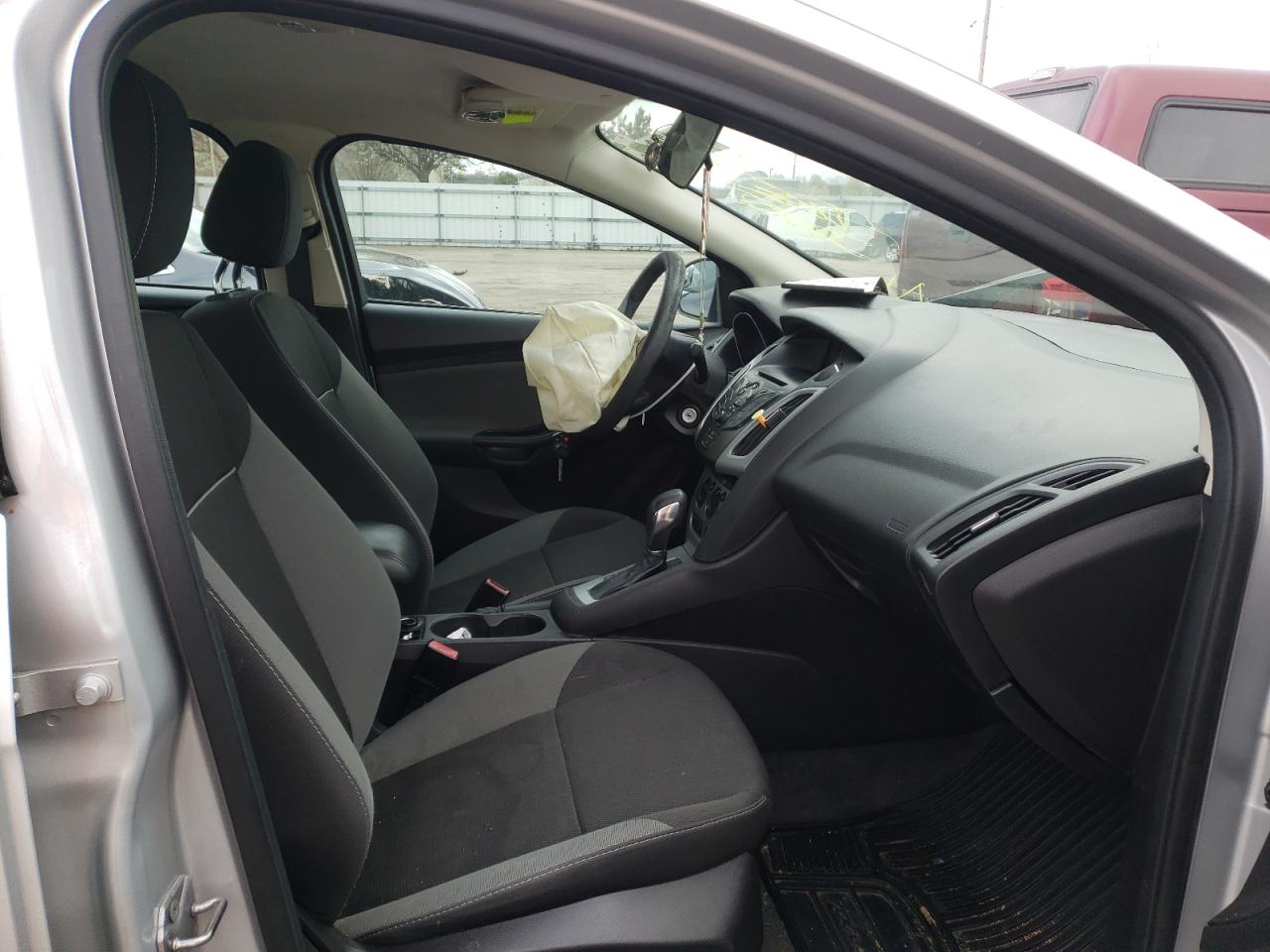 Photo 5 from auction – 2012 FORD FOCUS SE with VIN 1FAHP3F21CL239316