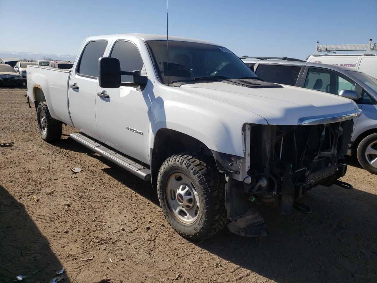 GMC SIERRA K25 2013 with VIN 1GT12ZCG5DF102263 - Photo from auction