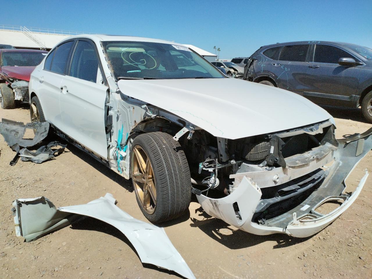 BMW 320 I 2013 with VIN WBA3B1C51DK130199 - Photo from auction