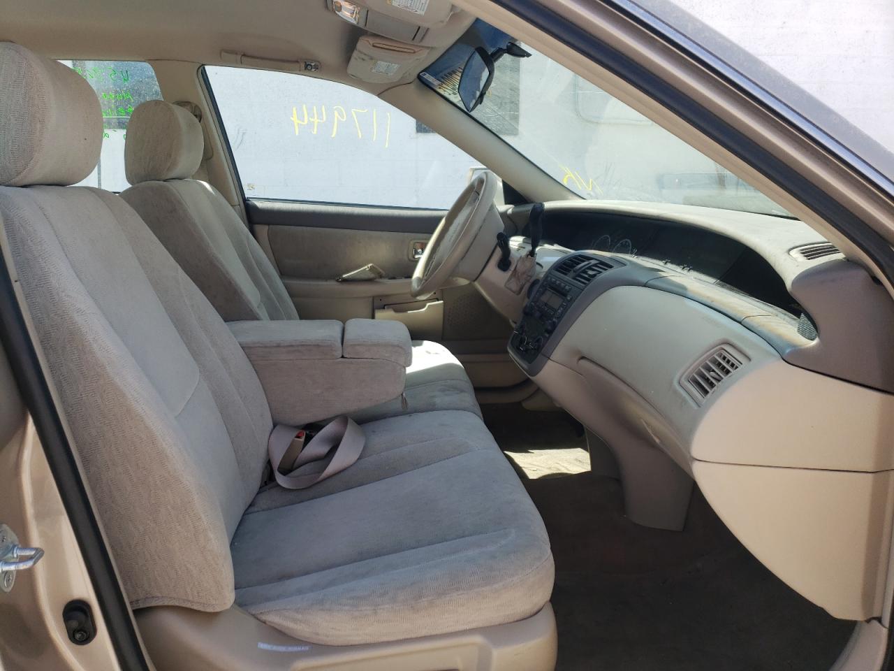 Photo 5 from auction – 2000 TOYOTA AVALON XL with VIN 4T1BF28B3YU040761