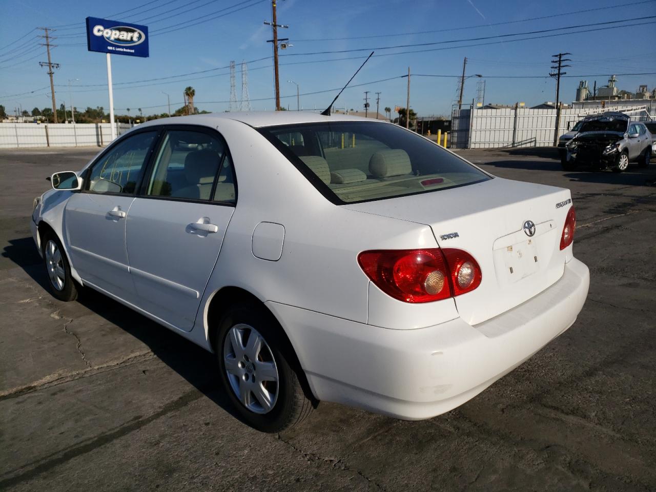 Photo 3 from auction – 2005 TOYOTA COROLLA CE with VIN 1NXBR30E45Z427060