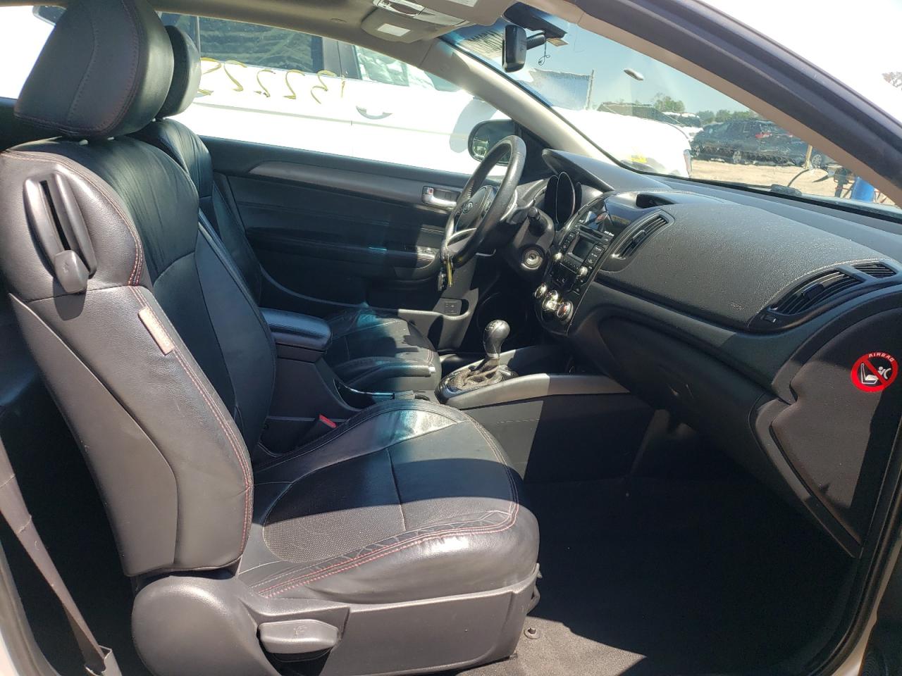 صورة رقم 5 من المزاد - 2011 KIA FORTE SX مع VIN KNAFW6A39B5450575