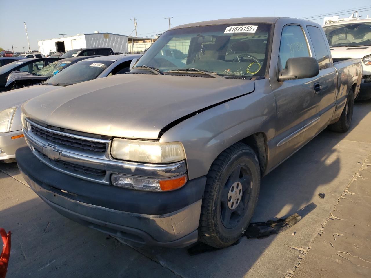 Photo 2 from auction – 2001 CHEVROLET SILVERADO with VIN 1GCEC19V91Z159064