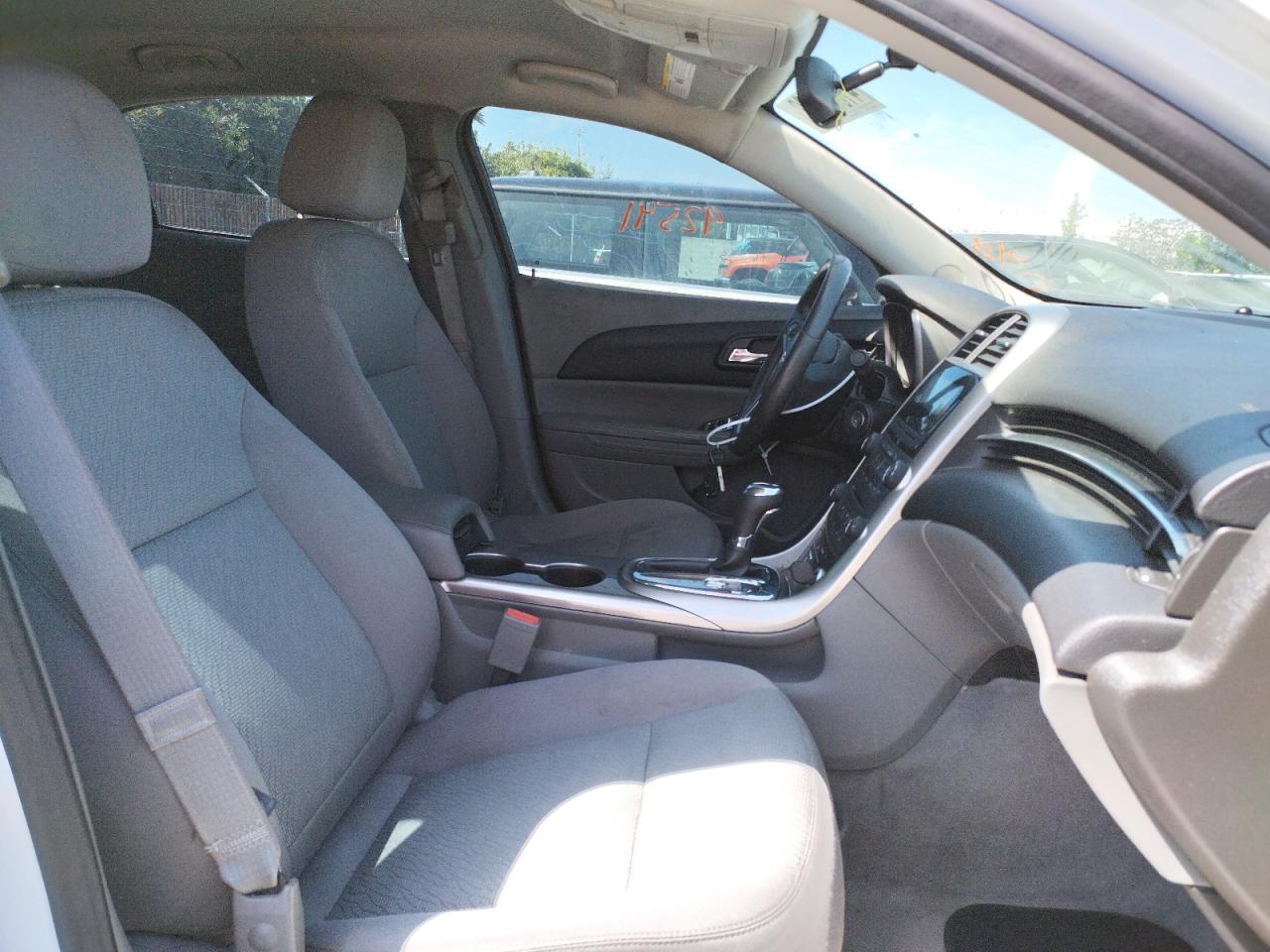 Photo 5 from auction – 2013 CHEVROLET MALIBU LS with VIN 1G11A5SA6DF331522