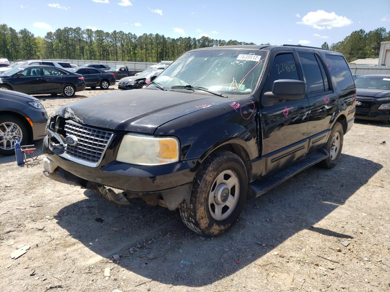 Photo 2 from auction – 2004 FORD EXPEDITION with VIN 1FMRU13W64LB17535