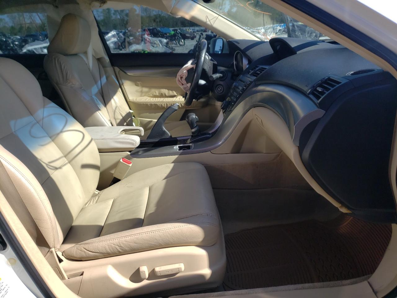 Photo 5 from auction – 2010 ACURA TL with VIN 19UUA8F22AA026683