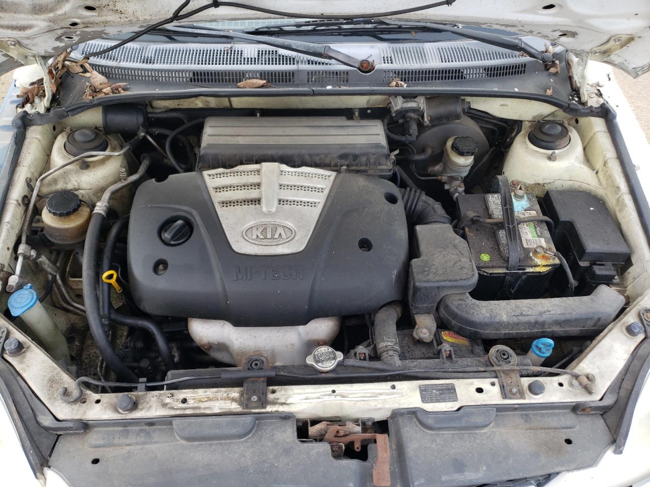 Photo 7 from auction – 2004 KIA RIO with VIN KNADC125346312353