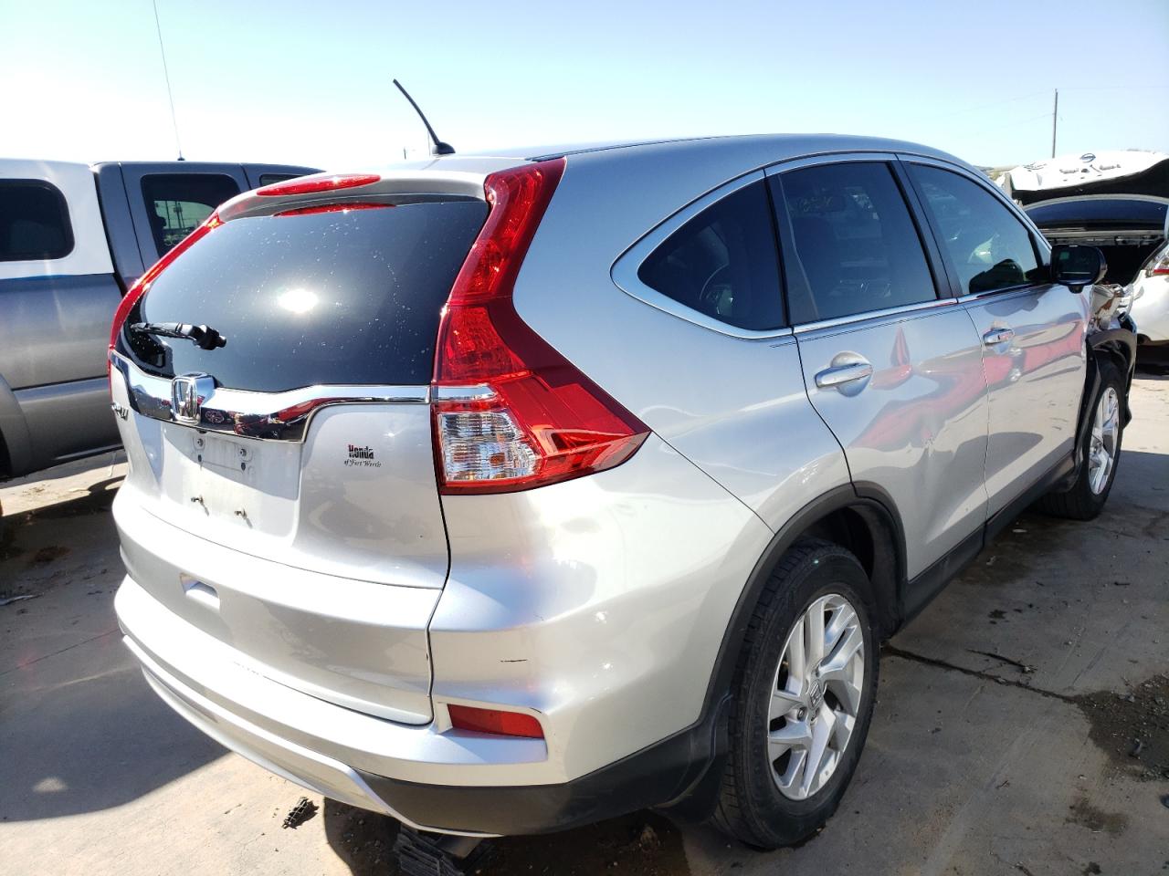 Photo 4 from auction – 2015 HONDA CR-V EX with VIN 3CZRM3H56FG702724