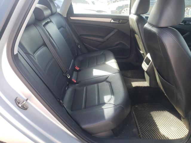 Photo 6 from auction – 2015 VOLKSWAGEN PASSAT S with VIN 1VWAT7A38FC045916
